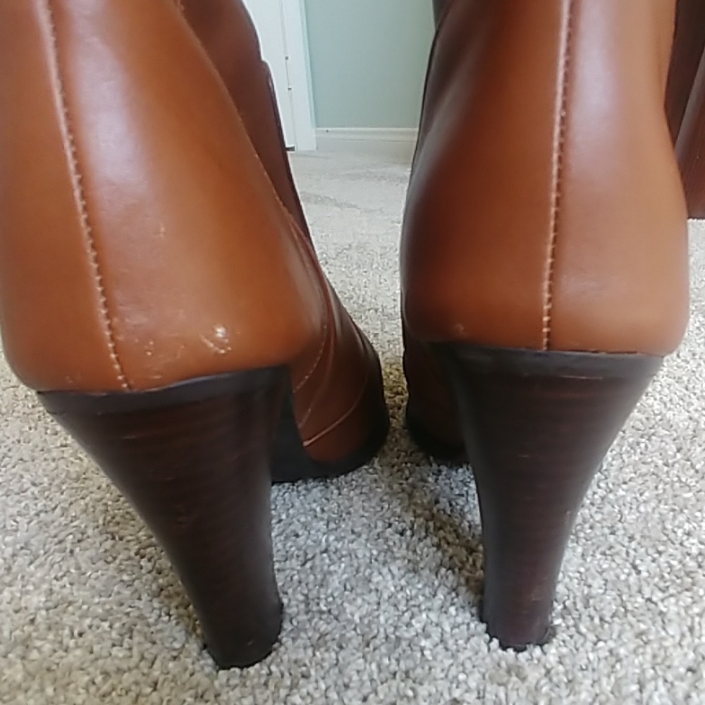 Brown leather boots - Picture 3 of 5
